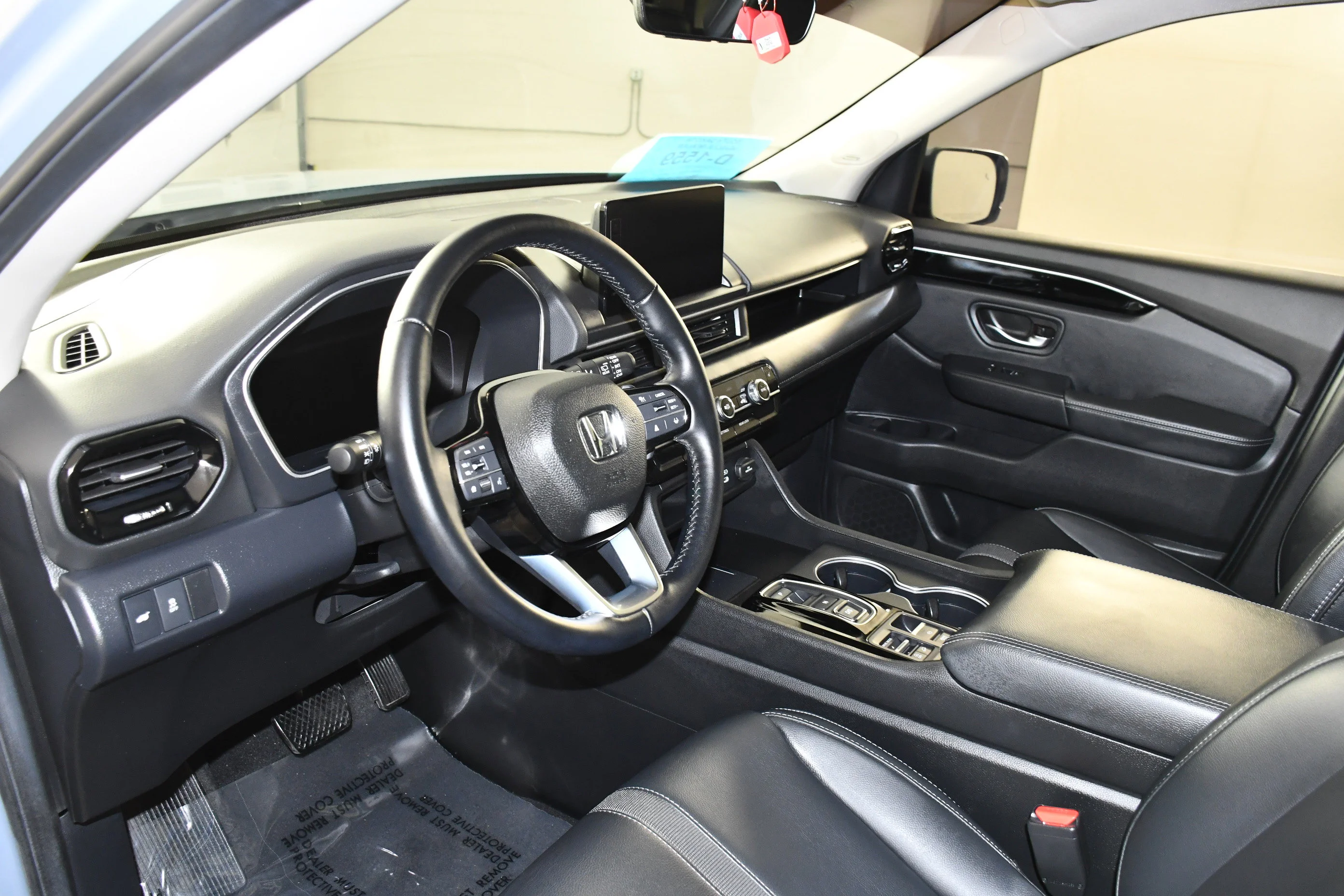 Used 2025 Gray Pearl Honda Touring image 2