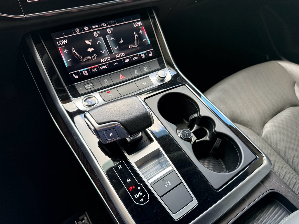 Used 2021 Navarra Blue Metallic Audi Premium Plus image 21