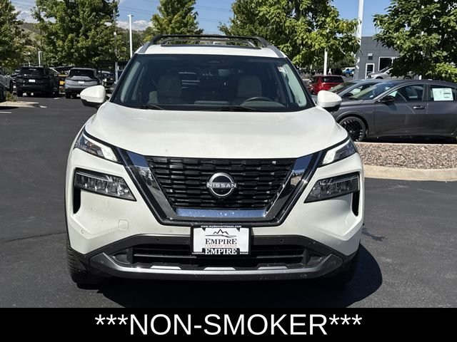 Used 2023 White Nissan SL image 8