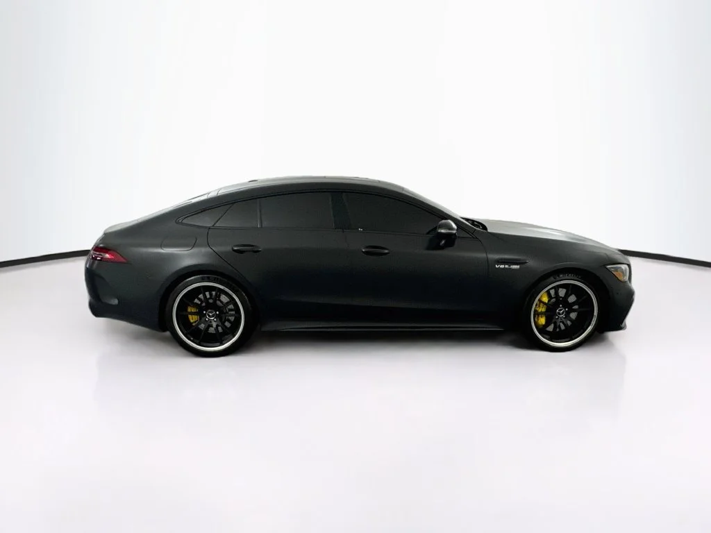 Used 2019  Mercedes-Benz Base image 4