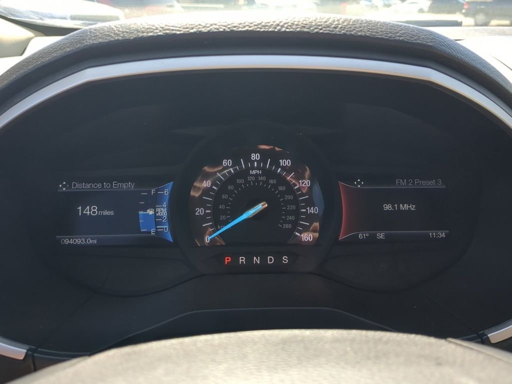 Used 2017 White Gold Metallic Ford SEL image 16