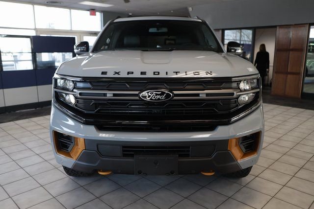 New 2025 Glacier Gray Metallic Tri-Coat Ford TREMOR® image 28