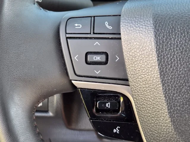 Used 2025 Black Toyota XLE image 27