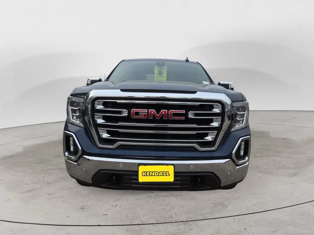 Used 2019 PACIFIC BLUE METALLIC GMC SLT image 2