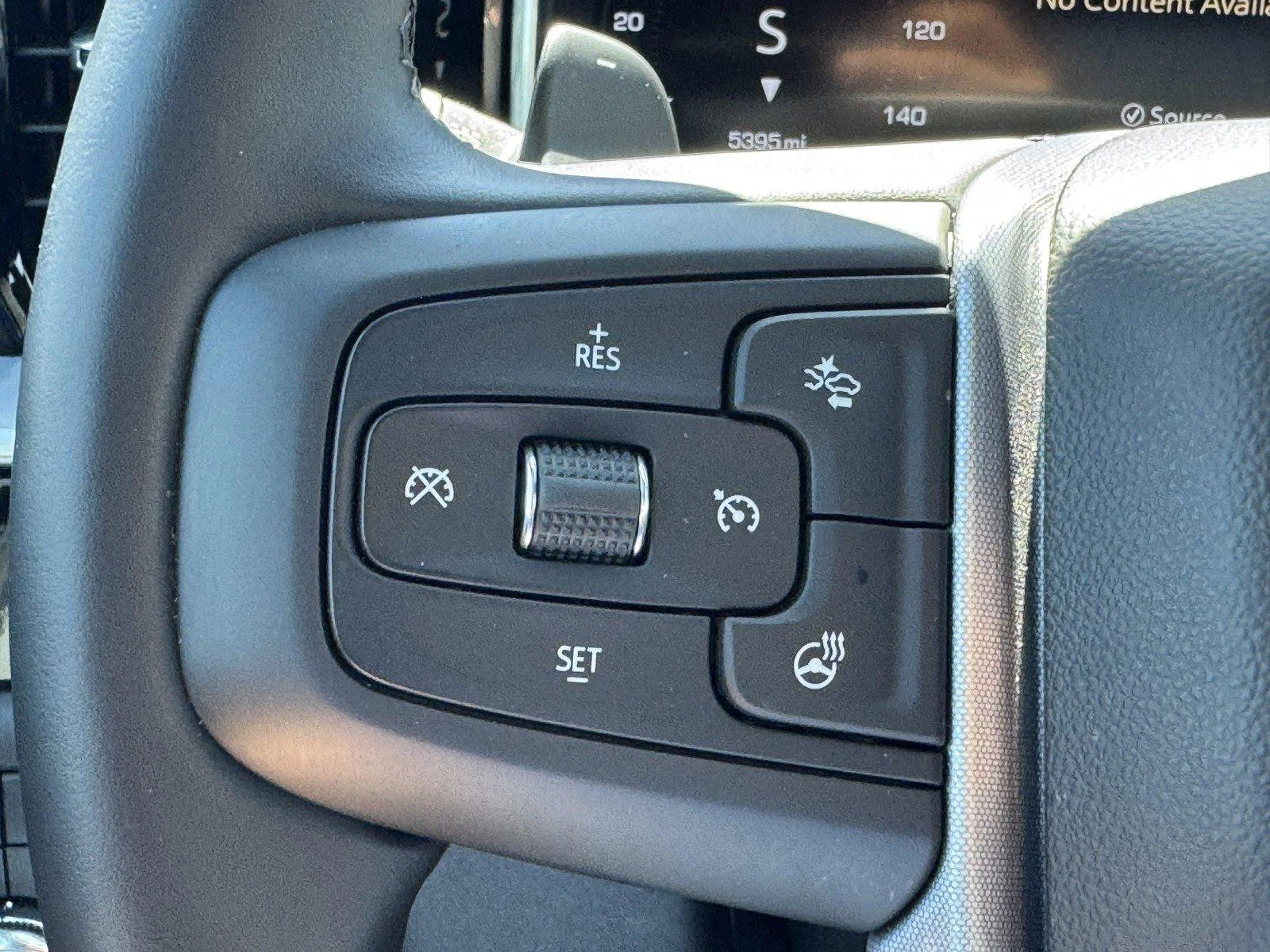 New 2026 Sterling Metallic GMC Elevation image 21