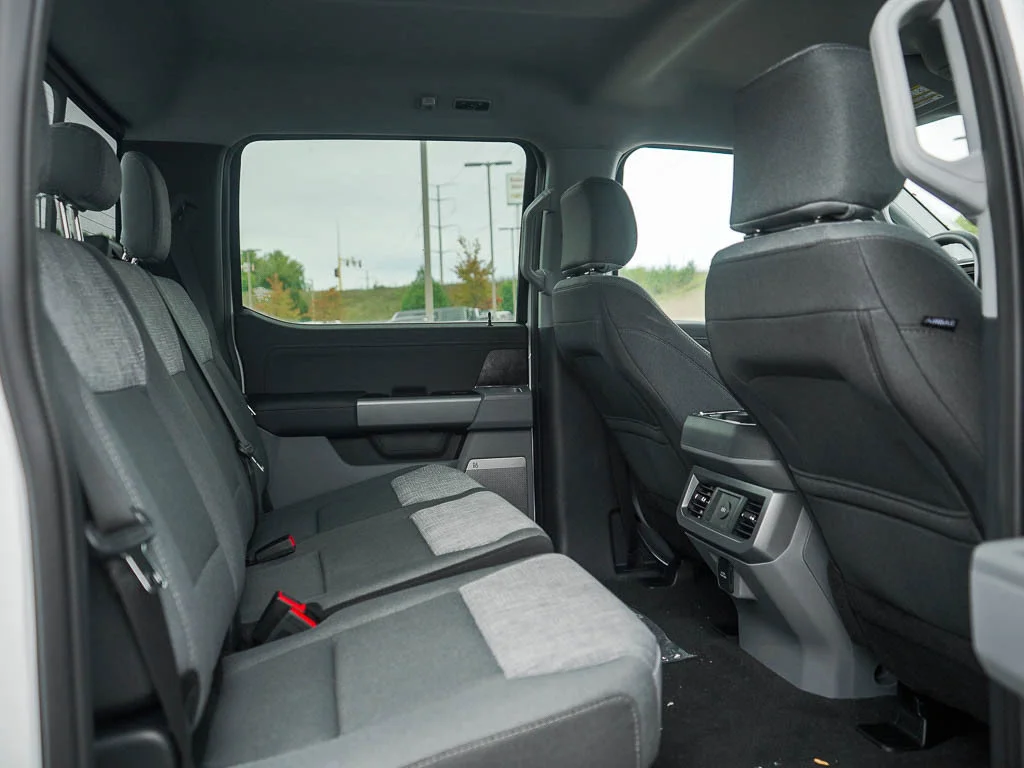 New 2026 Oxford White Ford F-350® XLT image 10