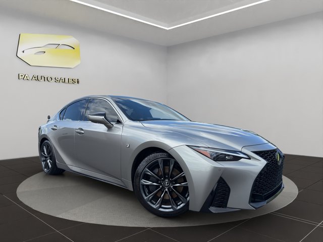 2023 Lexus IS