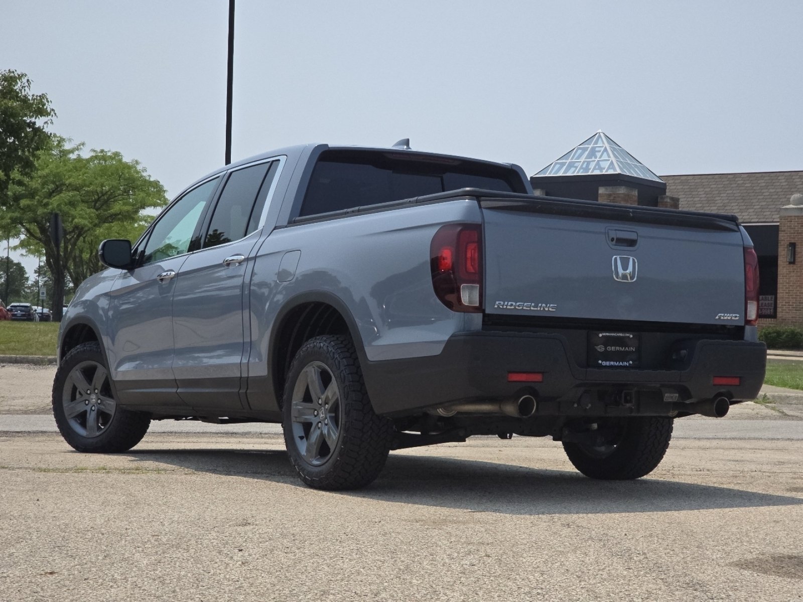 Certified Used 2023 Sonic Gray Pearl Honda RTL-E image 14