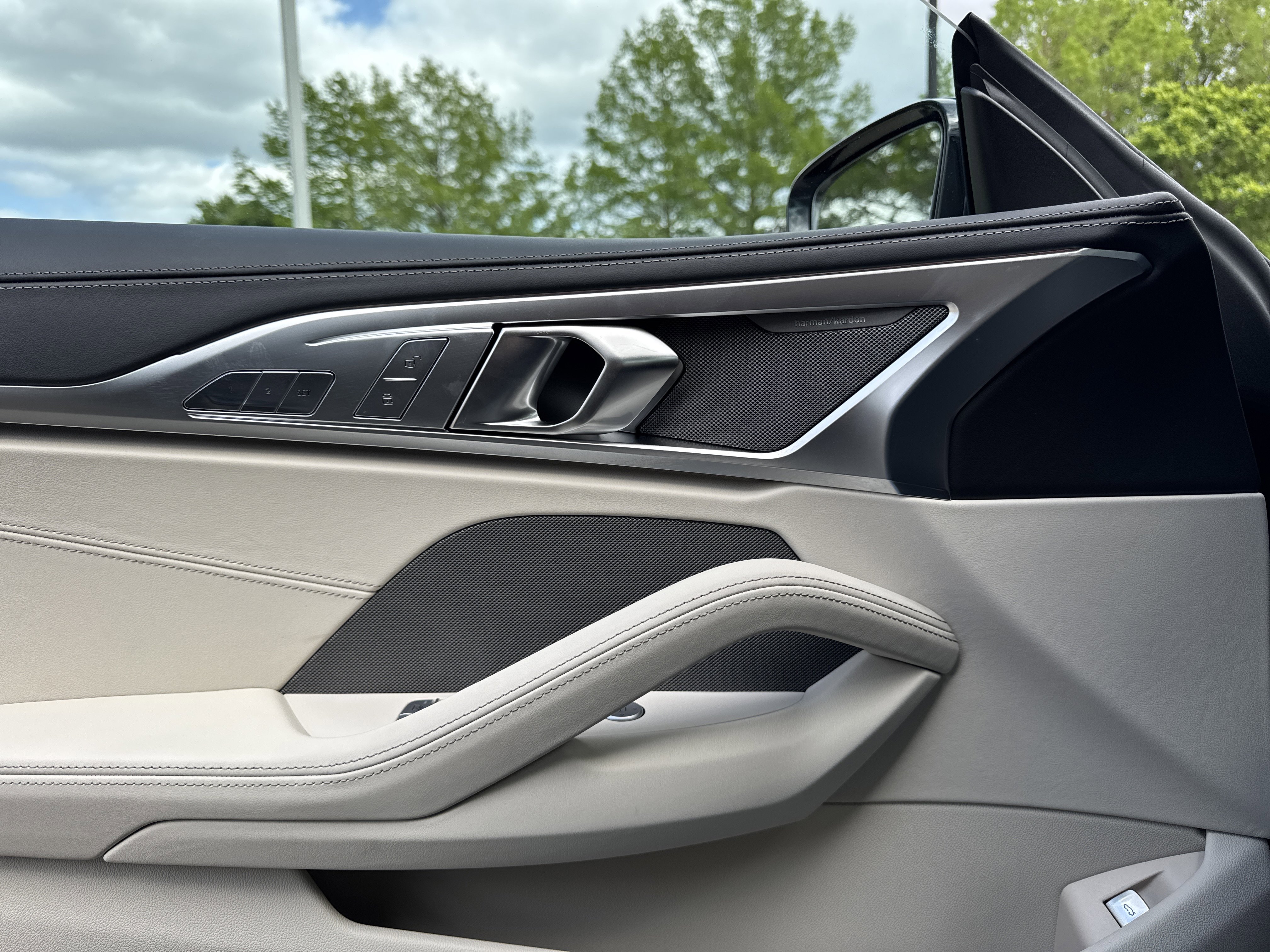 New 2026 CARBON BLACK BMW 840i image 21