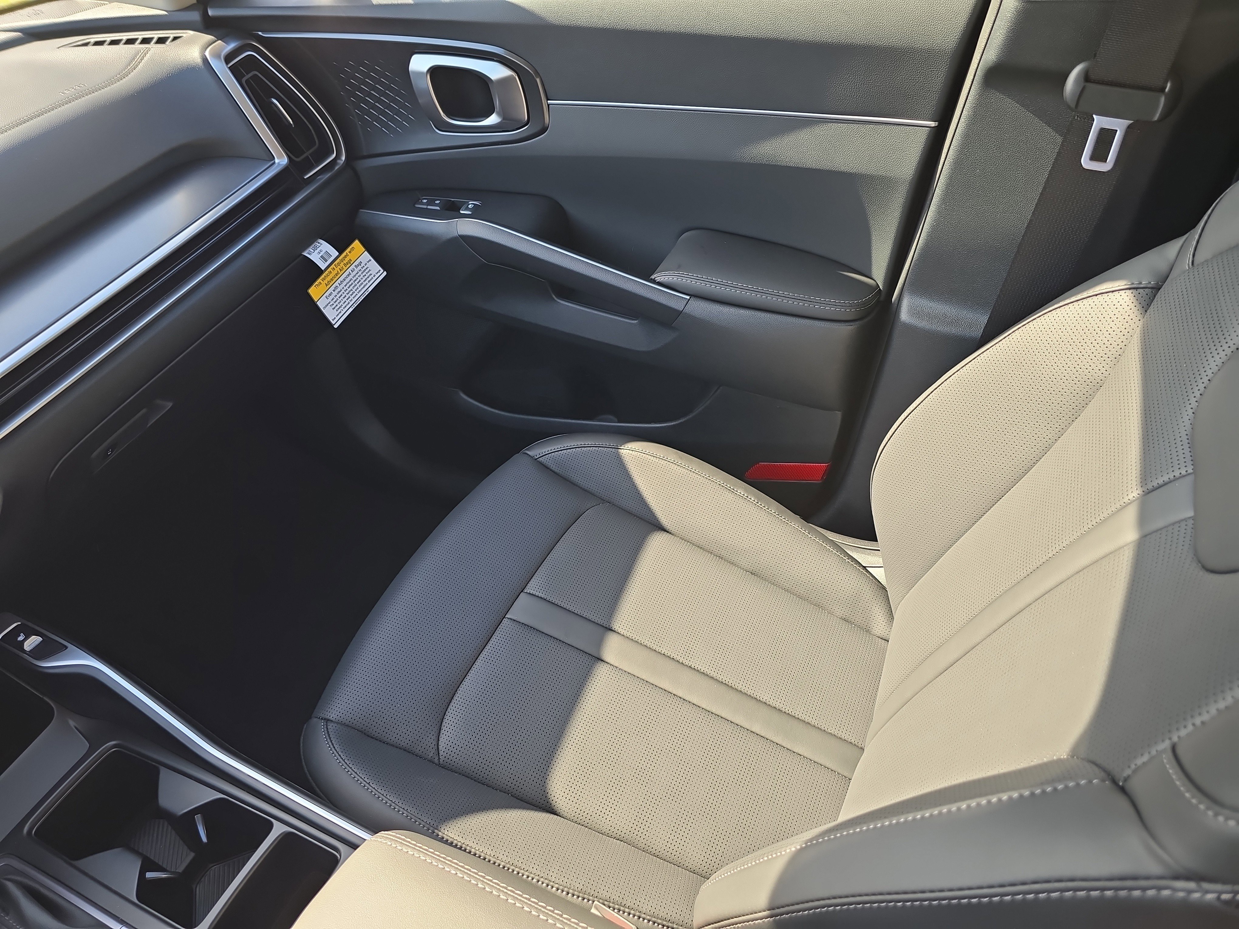 New 2026 Wolf Gray Kia S image 17