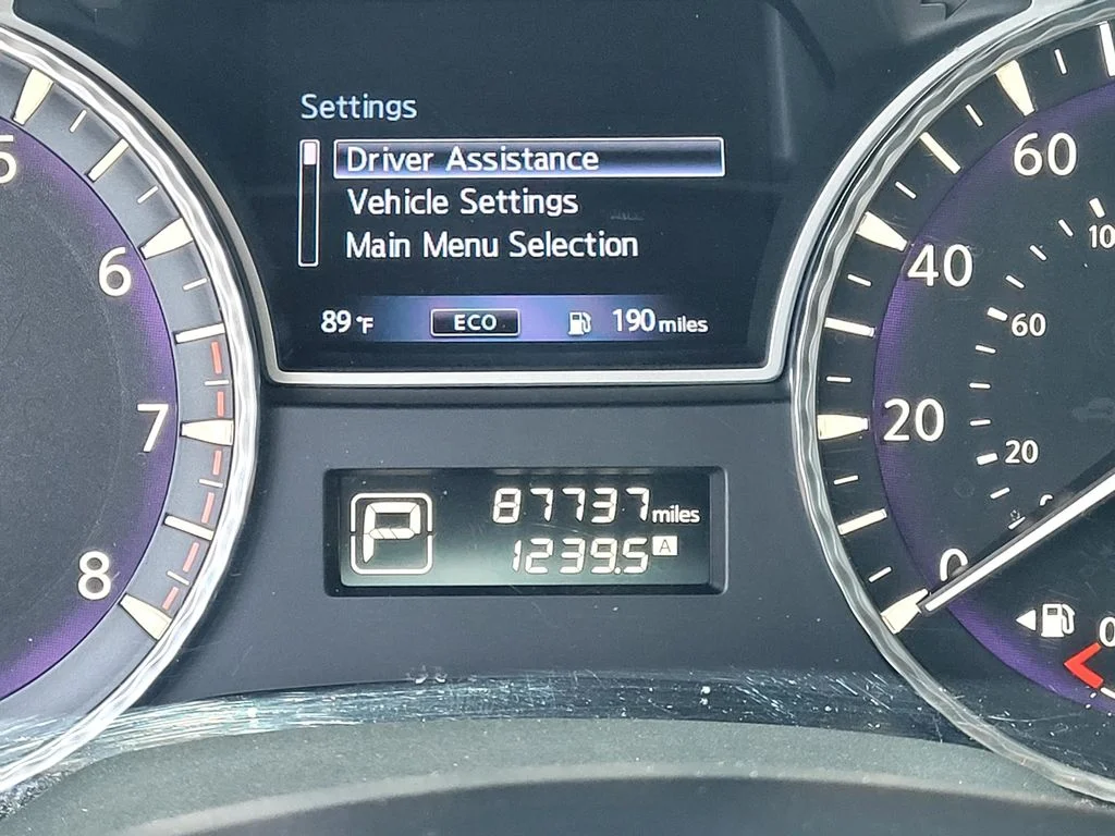 Used 2017 Blue INFINITI Base image 23