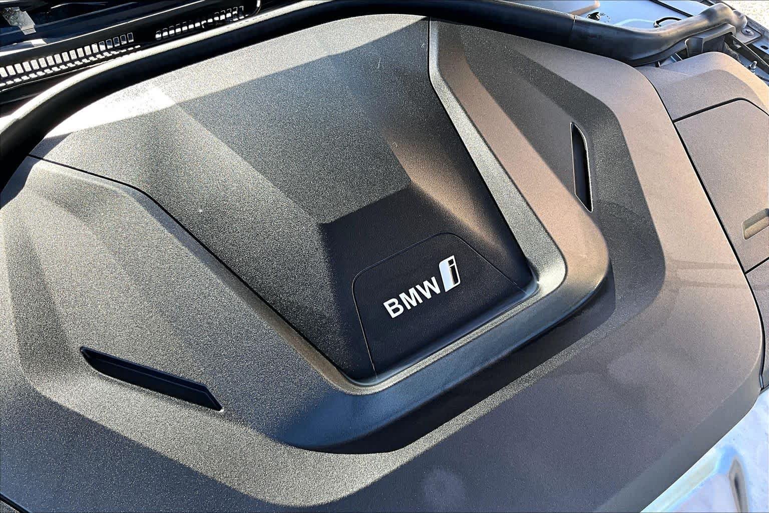 Used 2024 Skyscraper Grey Metallic BMW eDrive40 image 32