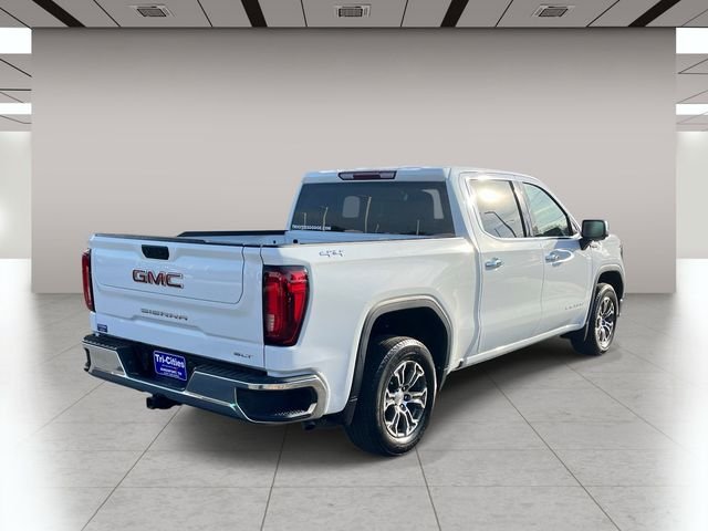 Used 2025 White GMC SLT image 3