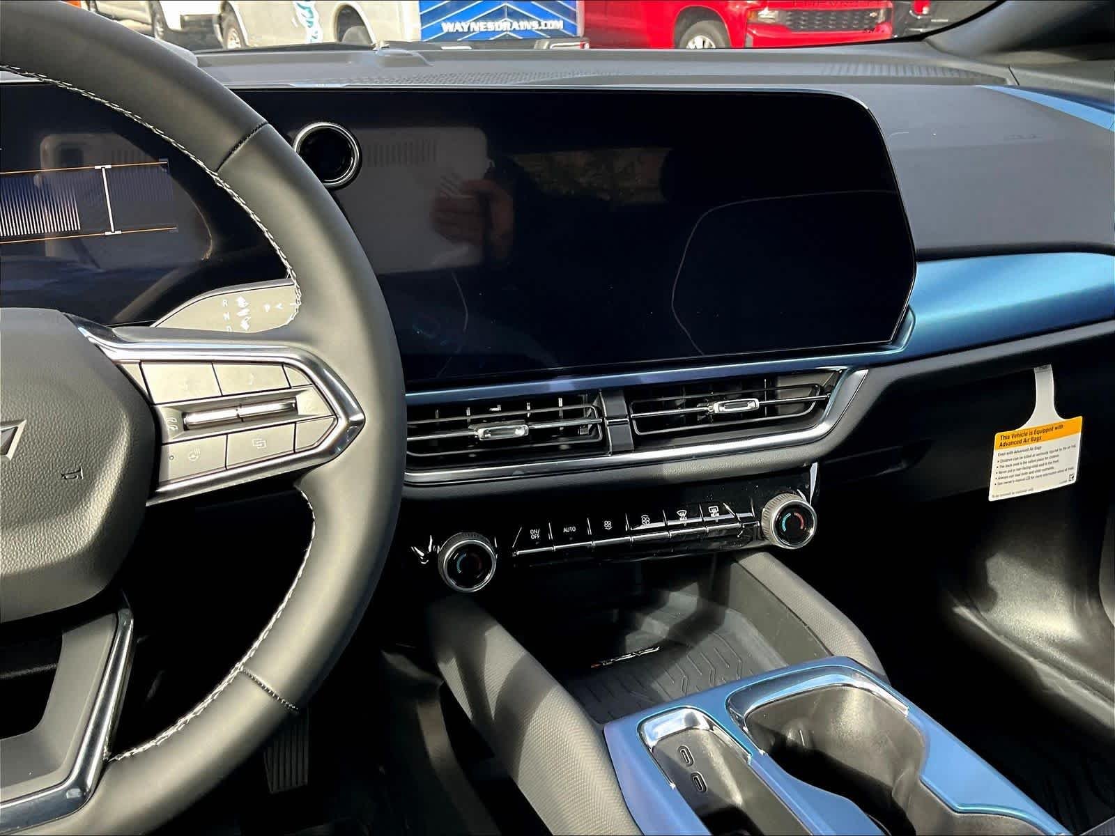 2026 Chevrolet Equinox EV 2LT - Photo 13