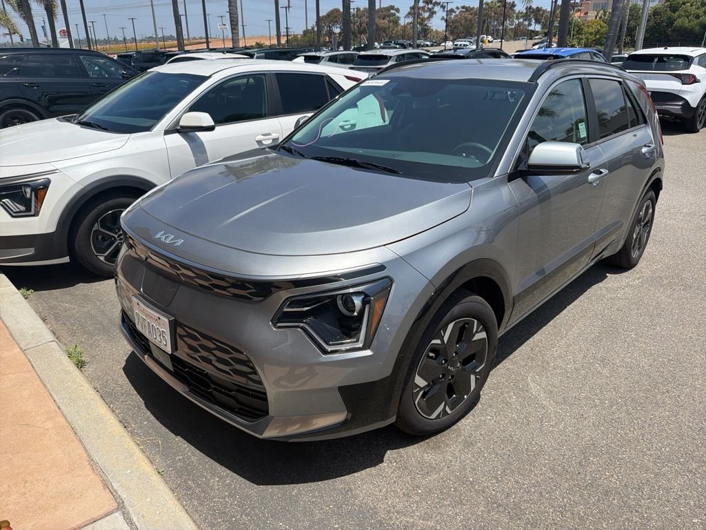2025 Kia Niro Wind EV's photo