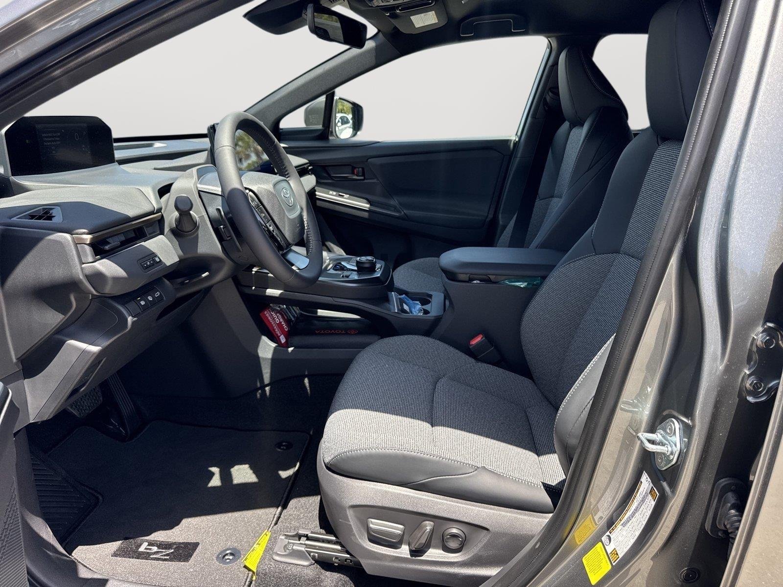 New 2026 Heavy Metal <sup>1</sup> Toyota  XLE image 7