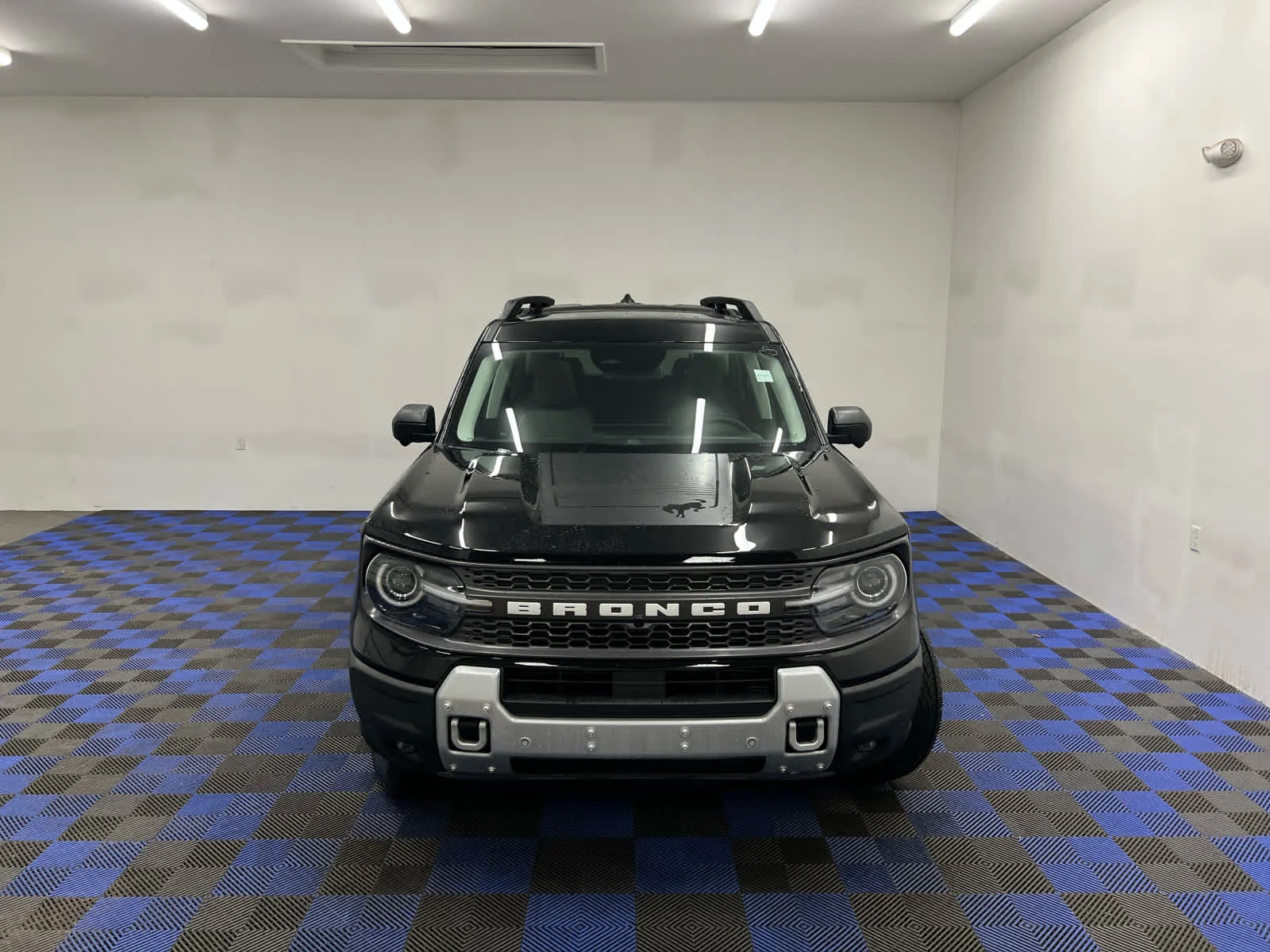New 2026 Shadow Black Ford Badlands image 2