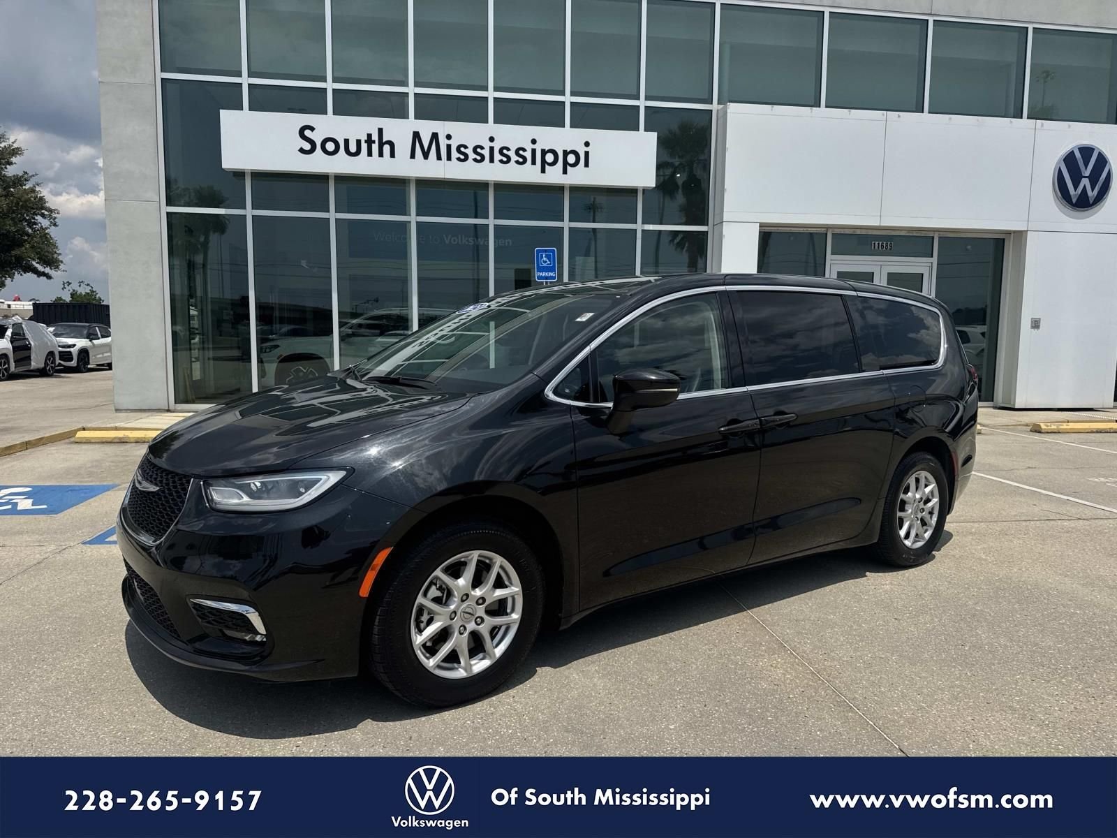 2023 Chrysler Pacifica