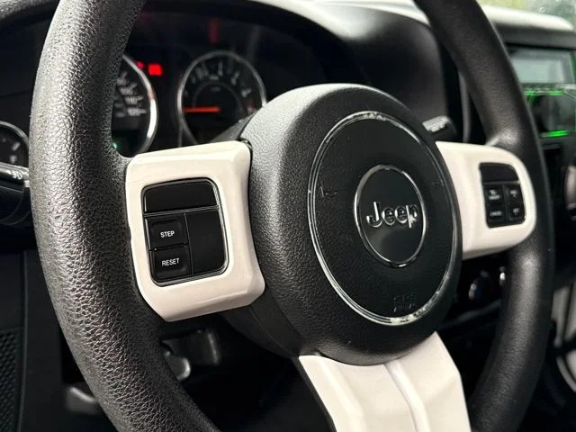2017 Jeep Wrangler Sport - Photo 15