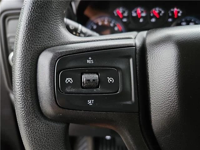 Used 2021 Northsky Blue Metallic Chevrolet Custom 4x2 Crew Cab 5.75 ft. box 147.4 in. WB image 19