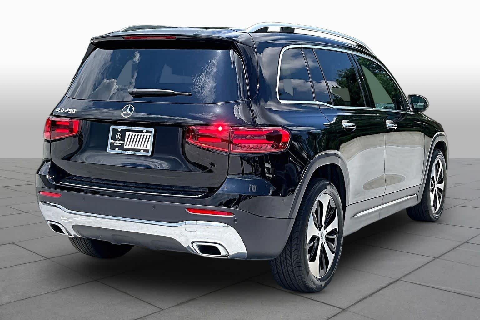 Certified Used 2026 Night Black Mercedes-Benz GLB 250 image 12