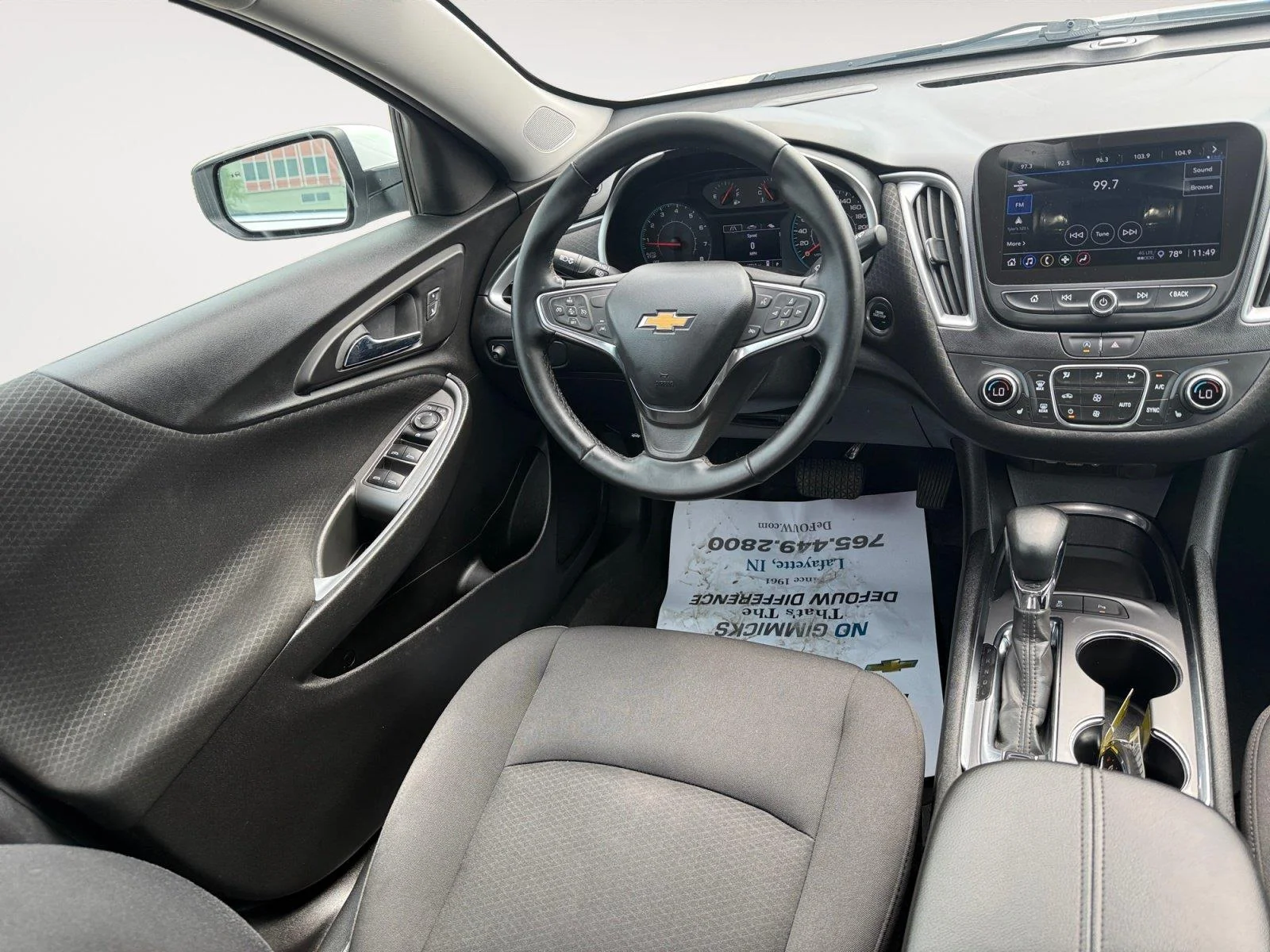 Used 2024 Summit White Chevrolet 1LT image 11