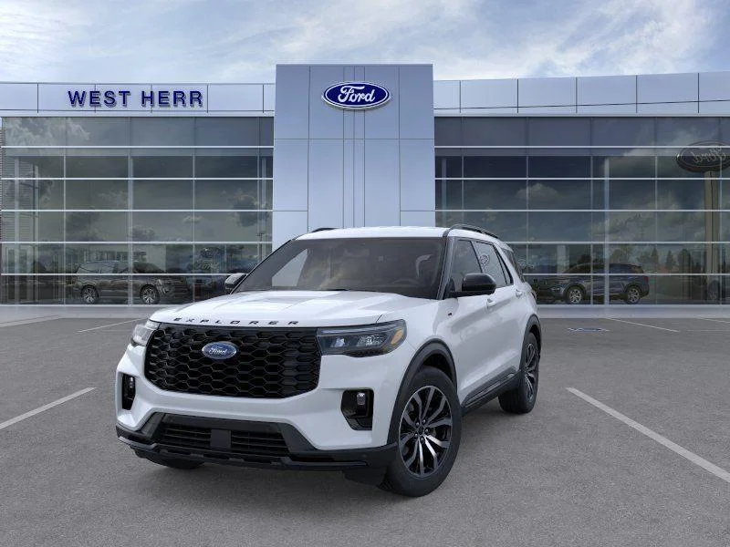 New 2026 Space White Metallic Ford ST-Line image 3