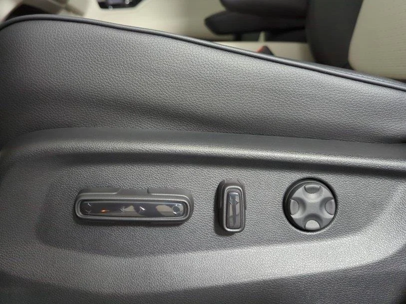 2026 Honda Odyssey Elite - Photo 18
