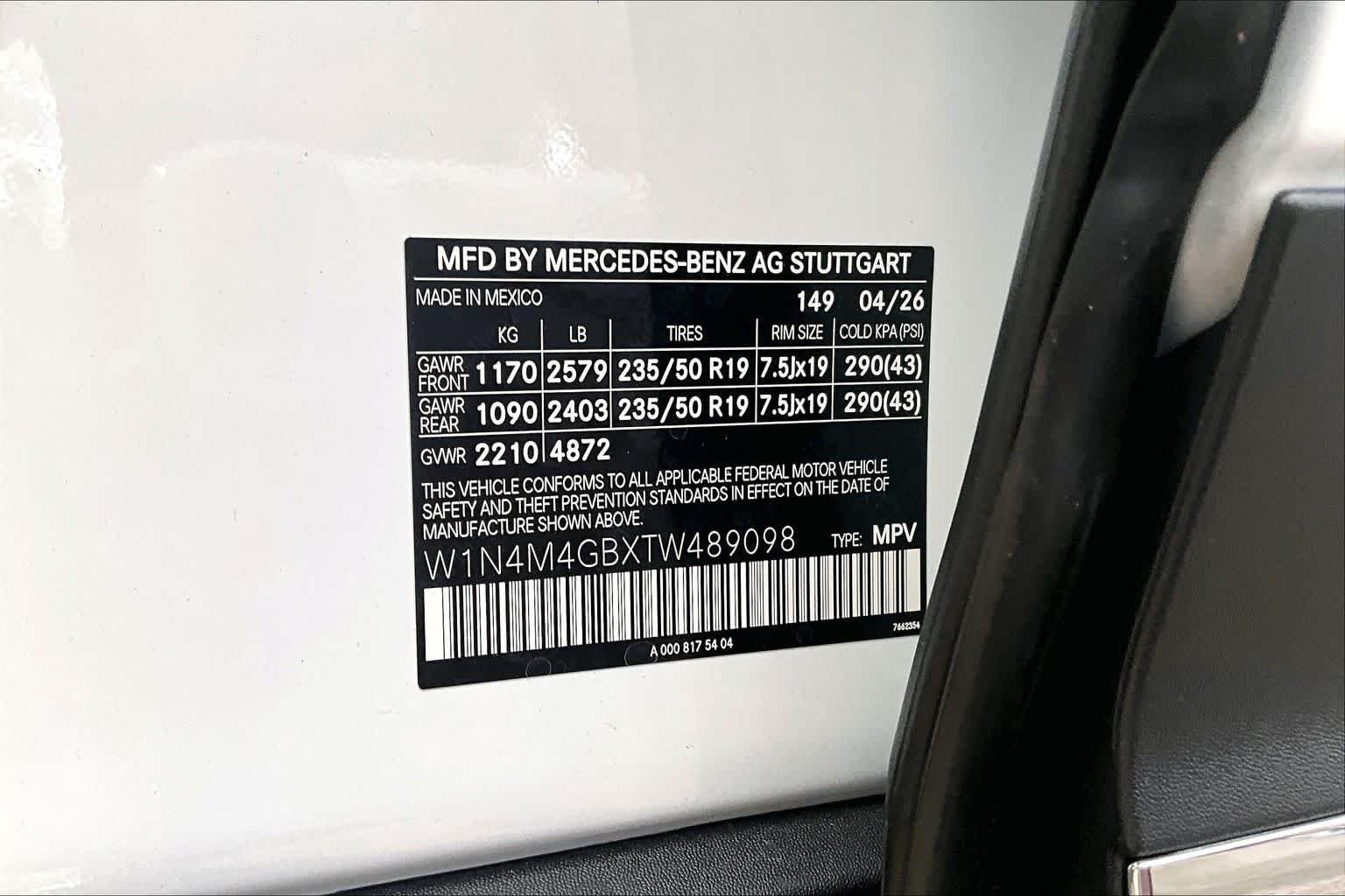 New 2026 Polar White Mercedes-Benz GLB 250 image 22