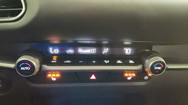 New 2026 Jet Black Mica Mazda 2.5 S Preferred AWD image 21