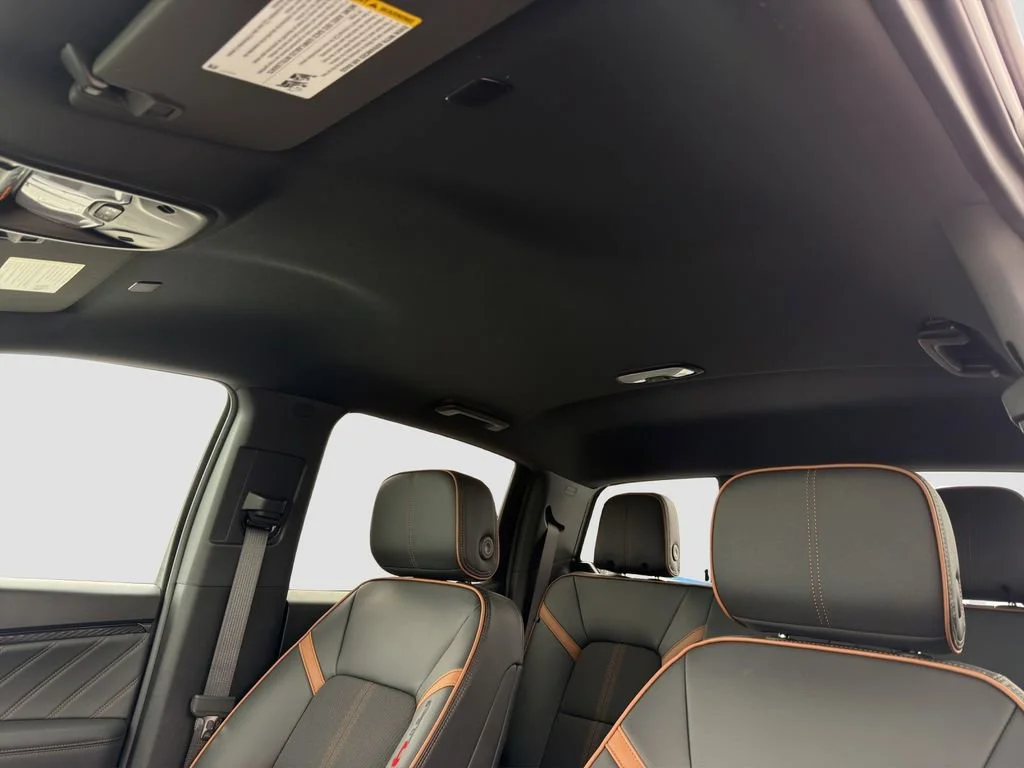 2026 GMC Canyon AT4 - Photo 24
