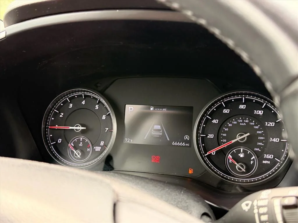 Used 2023 Silver Hyundai SEL image 21