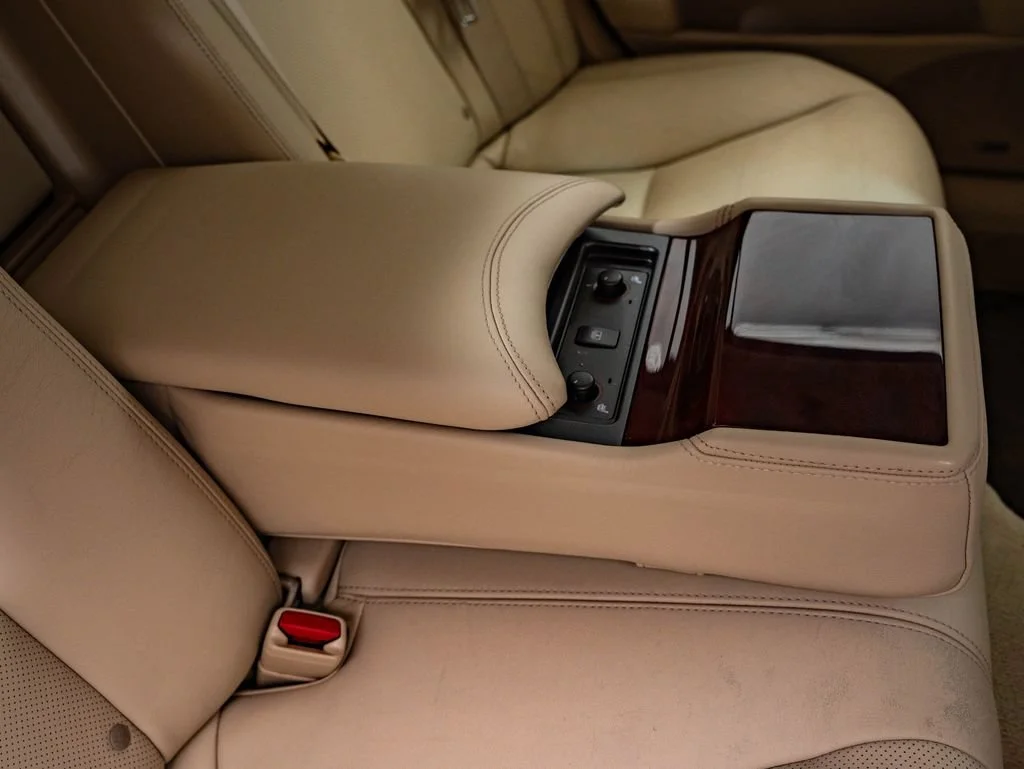 Used 2011 Obsidian Lexus 460 image 45