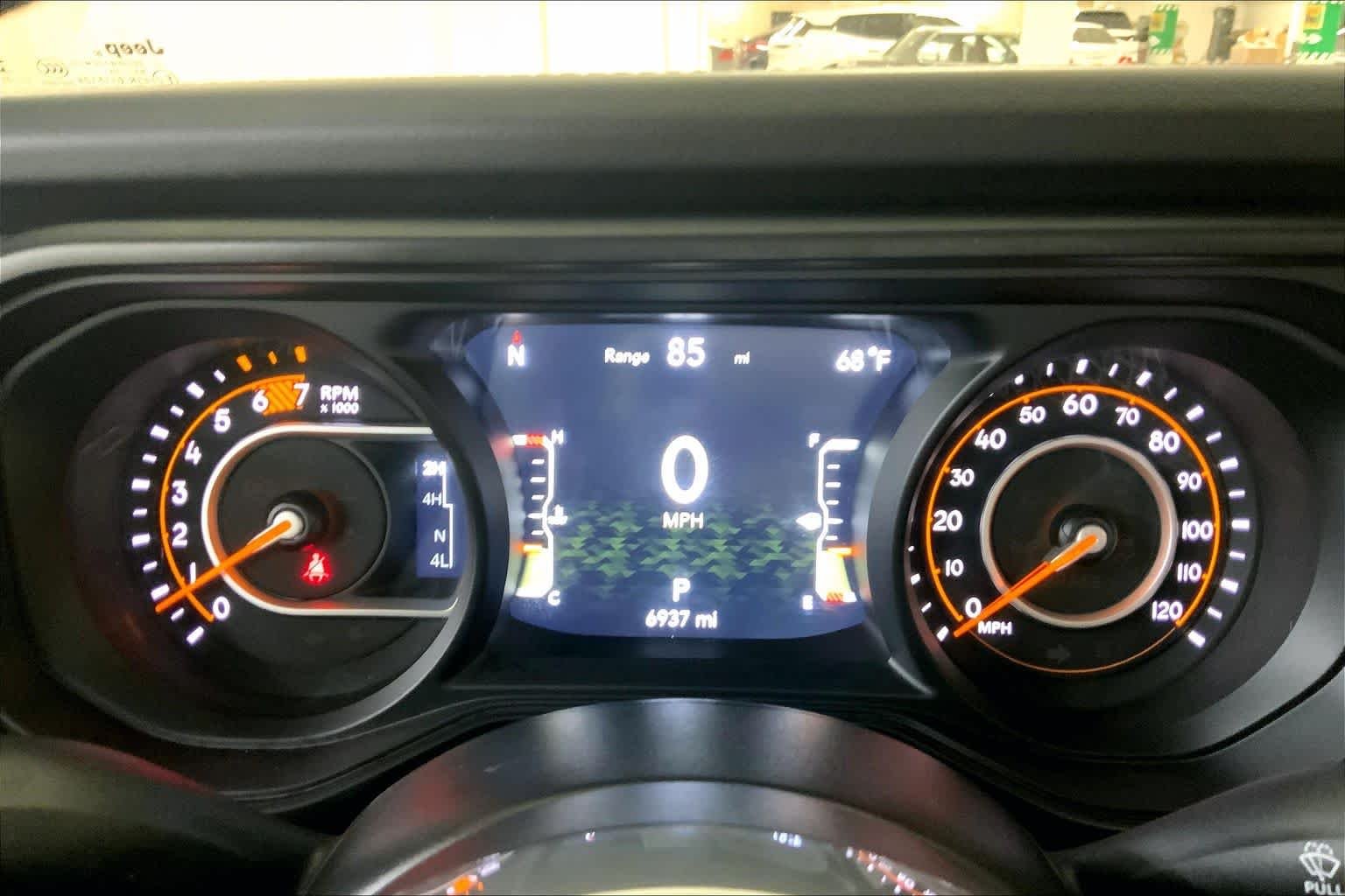 Used 2025 Bright White Clearcoat Jeep Sahara image 25