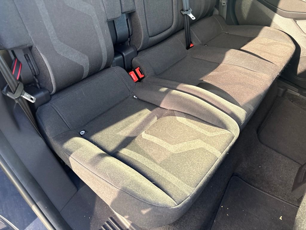 Used 2017 Dark Blue Ford XLT image 29