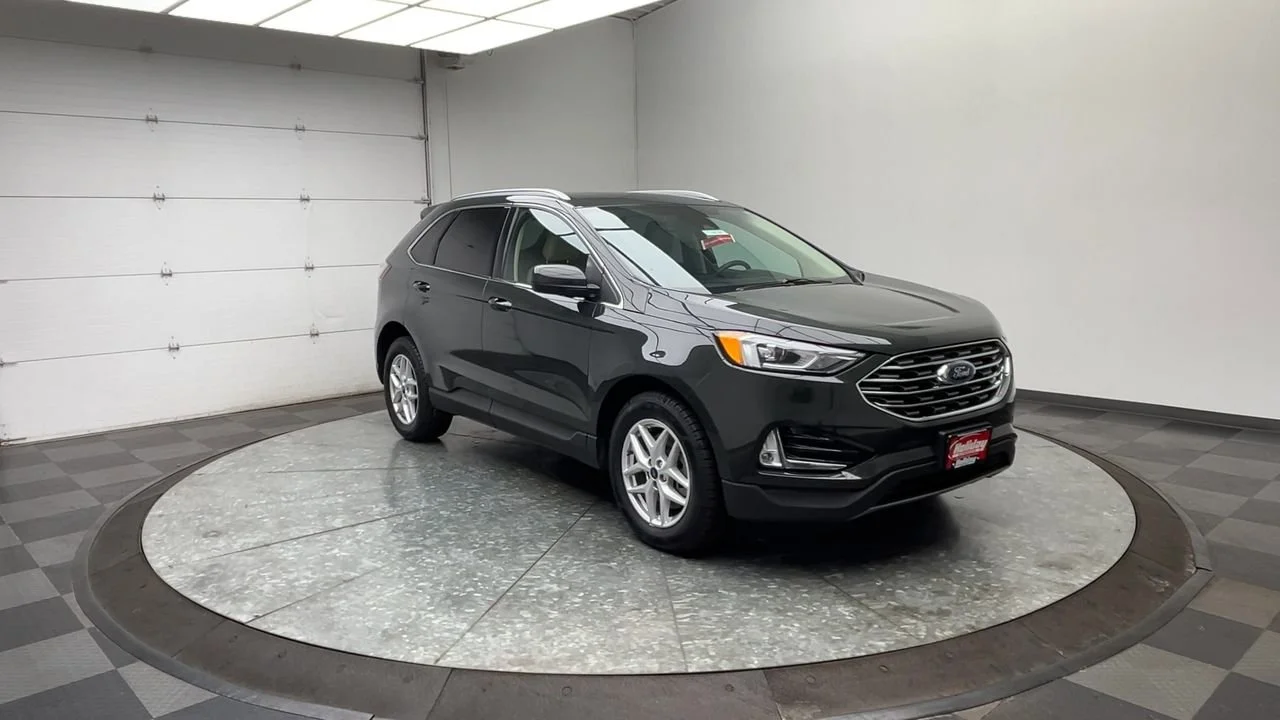 Used 2022 Green Ford SEL image 34