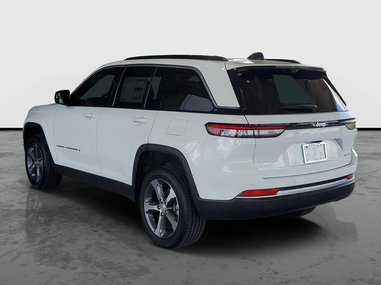 New 2026 Bright White Clear-Coat Exterior Paint Jeep Limited image 2
