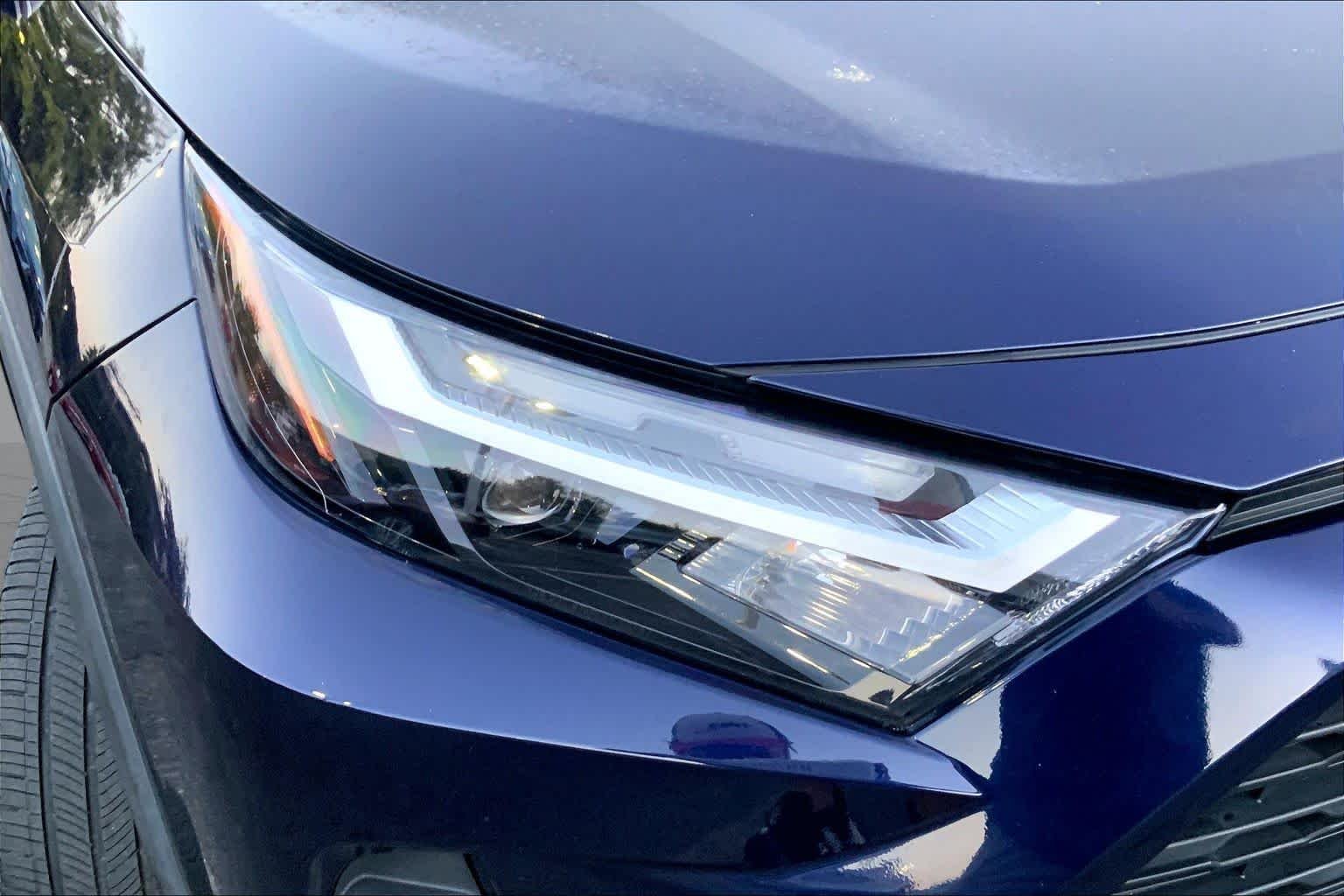 Used 2022 Blueprint Toyota XLE Premium image 23