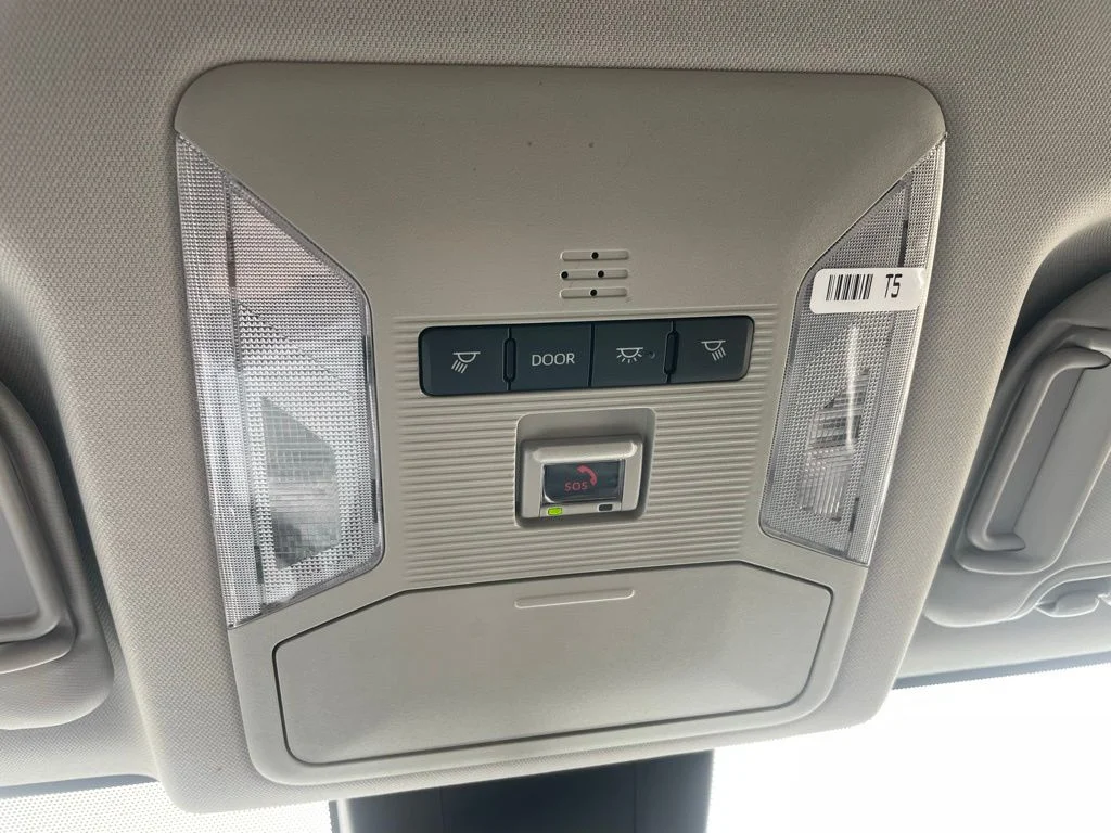 Used 2024 Ice Toyota Adventure image 47