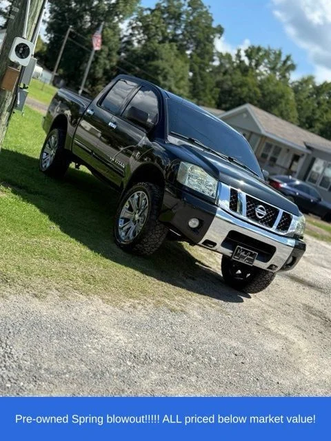 Used 2012 Black Nissan SV image 2