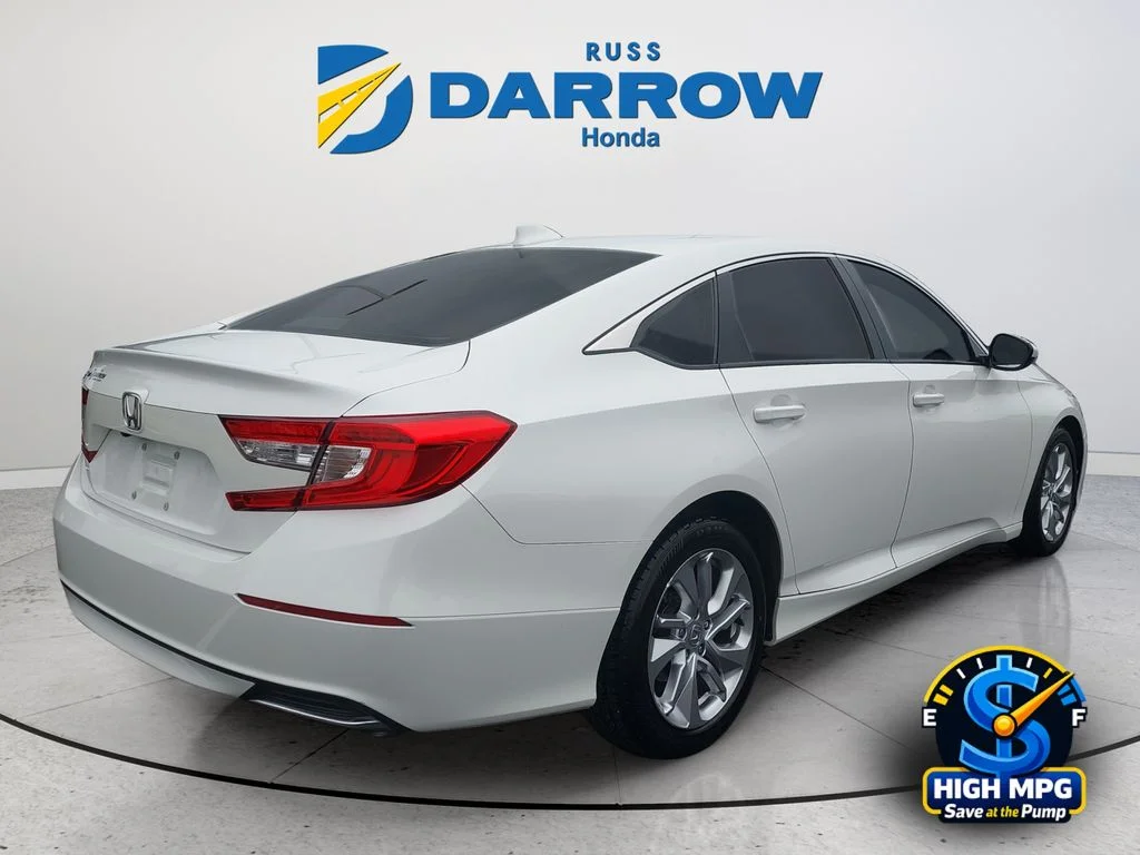 Used 2018 White Honda LX image 5