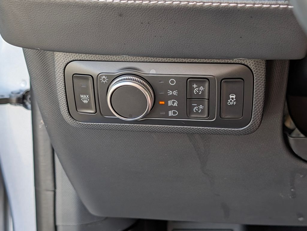 2022 Ford Mustang Mach-E Select RWD - Photo 30