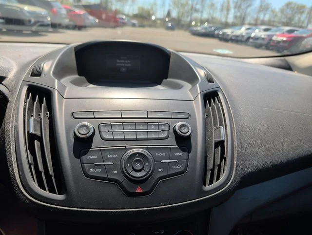 Used 2019 Blue Ford S image 16