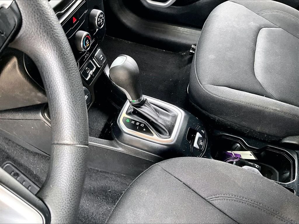 Used 2020 Black Jeep Sport image 20