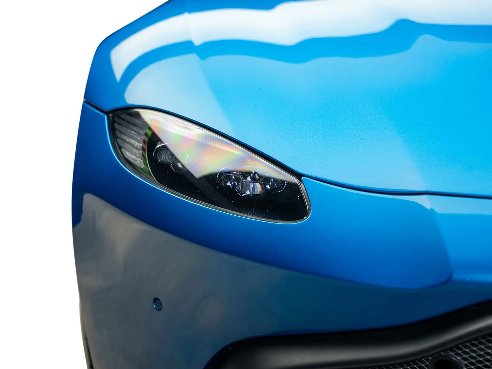 Used 2020 Blue Aston Martin Base image 9