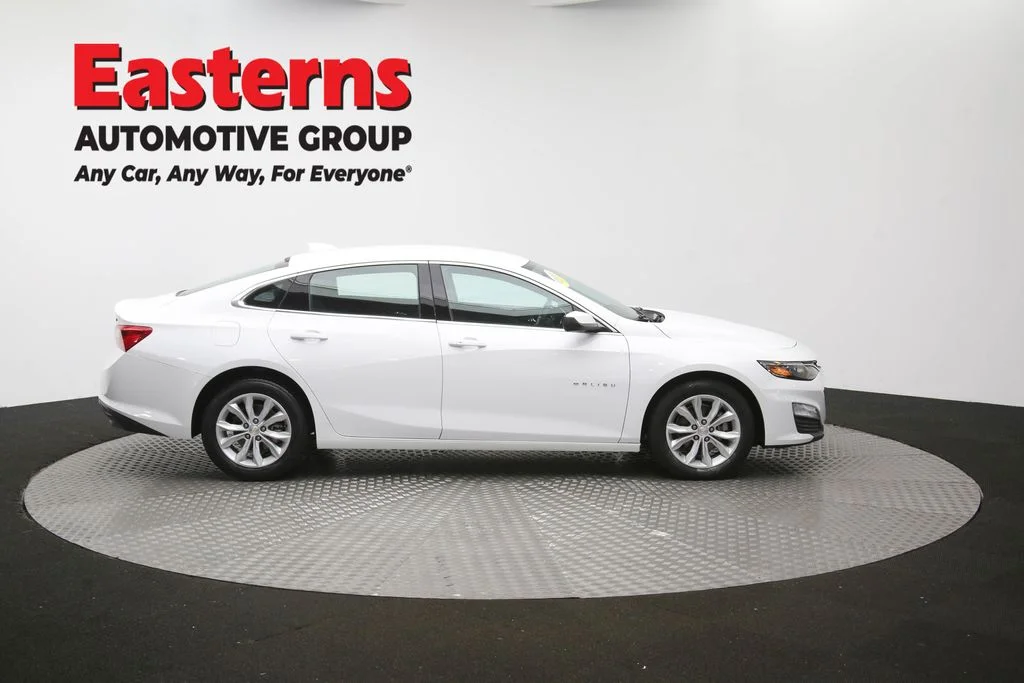 Used 2025 White Chevrolet LT image 47