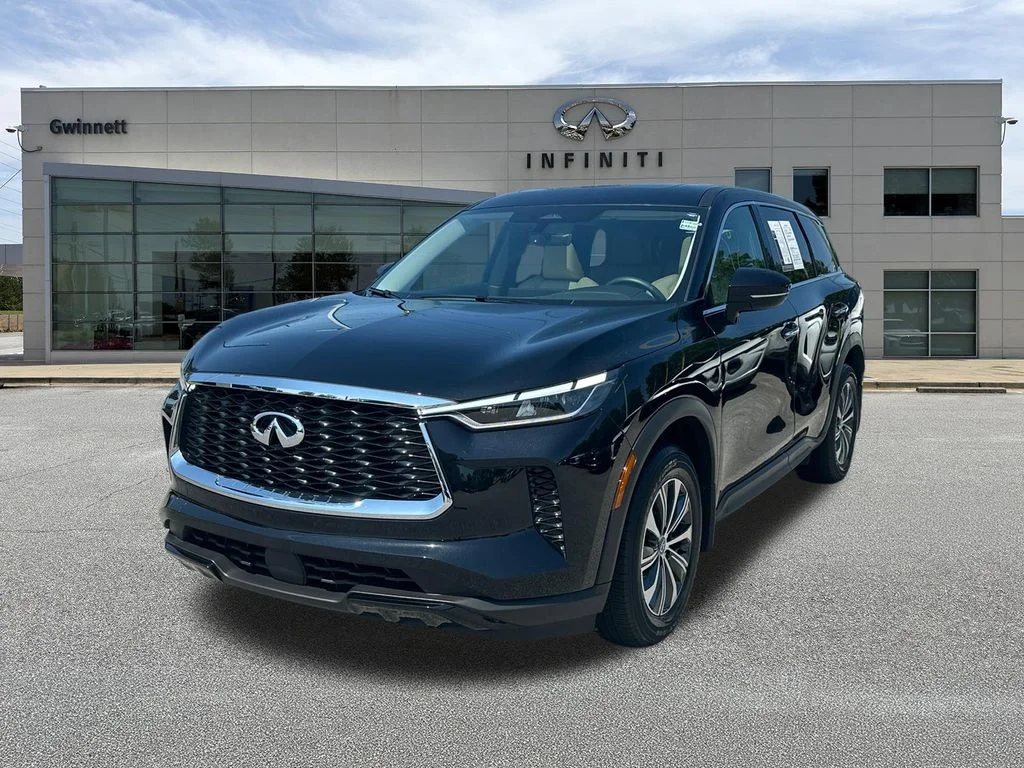 Used 2024 Black INFINITI PURE image 1