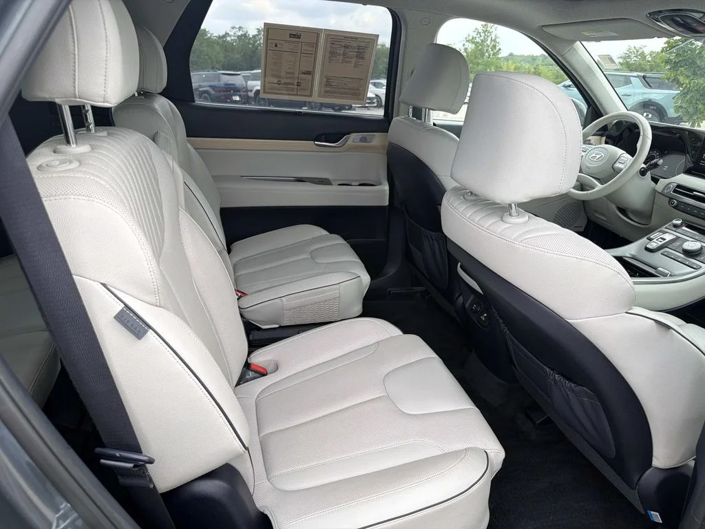 Used 2023 Gray Hyundai Limited image 27