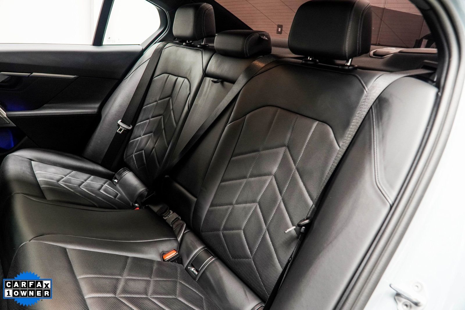 Used 2025 Gray BMW M60 image 42