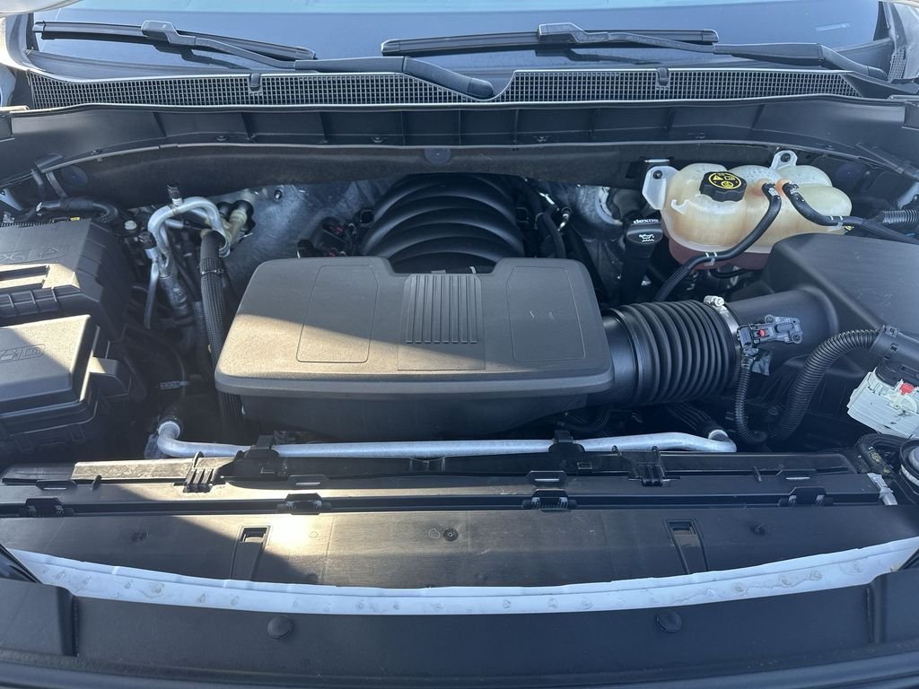 Used 2022 Summit White Chevrolet Z71 image 34